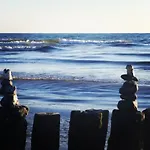 Strandwart Ferienwohnung Zingst Mit Garten * Zingst